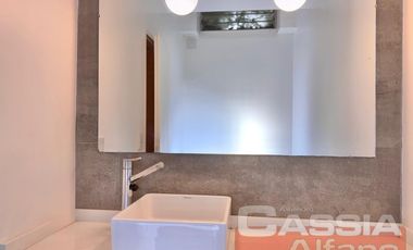 CHALET IMPECABLE ESTADO LOTE 788m2, 5 HABITACIONES, QUINCHO FONDO Y PISCINA