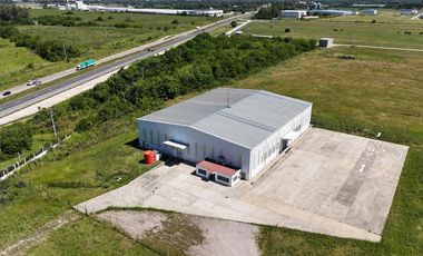Depósito 2150 m2 en Alquiler más 150 m2 Oficinas, en Parque Industrial Ruta 6, Los Cardales