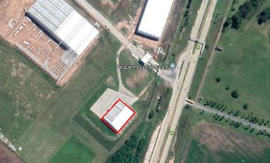 Depósito 2150 m2 en Alquiler más 150 m2 Oficinas, en Parque Industrial Ruta 6, Los Cardales