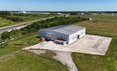Depósito 2150 m2 en Alquiler más 150 m2 Oficinas, en Parque Industrial Ruta 6, Los Cardales