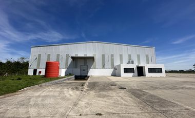 Depósito 2150 m2 en Alquiler más 150 m2 Oficinas, en Parque Industrial Ruta 6, Los Cardales