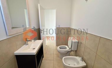 Duplex 3 ambientes en alquiler con COCHERA en LAGO DEL SENDERO