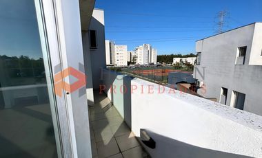 Duplex 3 ambientes en alquiler con COCHERA en LAGO DEL SENDERO