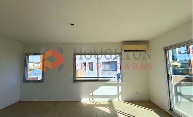 Duplex 3 ambientes en alquiler con COCHERA en LAGO DEL SENDERO