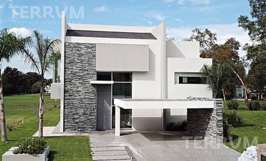 CASA EN VENTA : CANNING :: ST. THOMAS ESTE