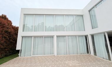 Casa en venta - 4 ambientes - Rumenco Los Tilos