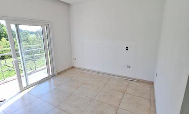 Casa en Alquiler en Buenos Aires Village