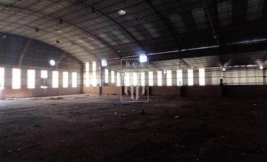 Alquiler de PREDIO con GALPON, Oficinas y Playa de maniobras sobre  RUTA 7 - CENTENARIO