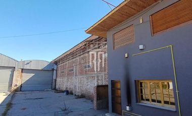Alquiler de PREDIO con GALPON, Oficinas y Playa de maniobras sobre  RUTA 7 - CENTENARIO