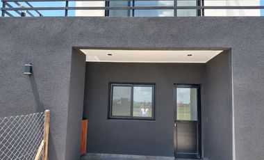 Venta, Casa, 5 ambientes, 4 Cocheras, Galería, Parrilla, Piscina, San Sebastián, Escobar