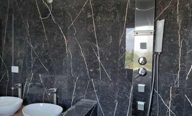 Venta, Casa, 5 ambientes, 4 Cocheras, Galería, Parrilla, Piscina, San Sebastián, Escobar