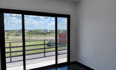 Venta, Casa, 5 ambientes, 4 Cocheras, Galería, Parrilla, Piscina, San Sebastián, Escobar