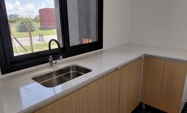 Venta, Casa, 5 ambientes, 4 Cocheras, Galería, Parrilla, Piscina, San Sebastián, Escobar