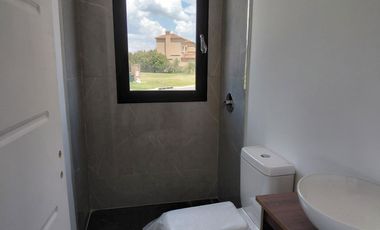 Venta, Casa, 5 ambientes, 4 Cocheras, Galería, Parrilla, Piscina, San Sebastián, Escobar