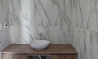 Venta, Casa, 5 ambientes, 4 Cocheras, Galería, Parrilla, Piscina, San Sebastián, Escobar