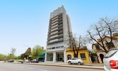 Cochera en venta en La Plata