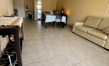 EXCELENTE SEMIPISO EN VENTA ZONA PARQUE