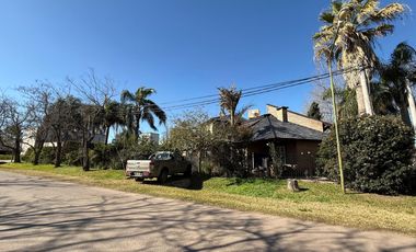 Casa de 4 dormitorios en Villa Los Alamos