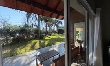 Casa de 4 dormitorios en Villa Los Alamos