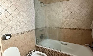 Casa de 4 dormitorios en Villa Los Alamos