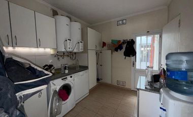 Casa de 4 dormitorios en Villa Los Alamos