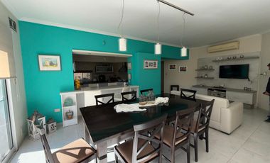 Casa de 4 dormitorios en Villa Los Alamos