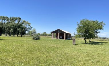 Quinta en Venta 6 Ambientes en Barrio La Esperanza, Lujan