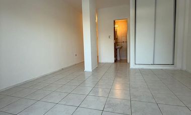 AMPLIO MONOAMBIENTE EN VENTA SOBRE CALLE FELICIANO