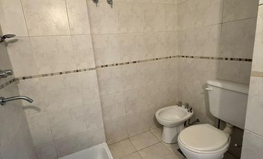 AMPLIO MONOAMBIENTE EN VENTA SOBRE CALLE FELICIANO