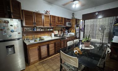 Casa en venta en Don Toracuato apta credito