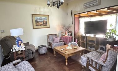 Casa en venta en Don Toracuato apta credito
