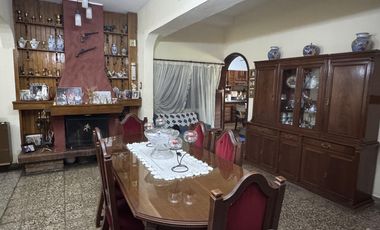 Casa en venta en Don Toracuato apta credito