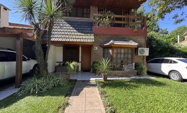 Casa en venta en Don Toracuato apta credito
