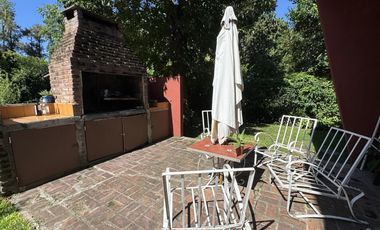 Casa en venta en Don Toracuato apta credito