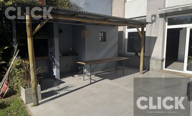Venta - Casa 6 ambiente - Jardín y parrilla - Vicente Lopez - Olivos