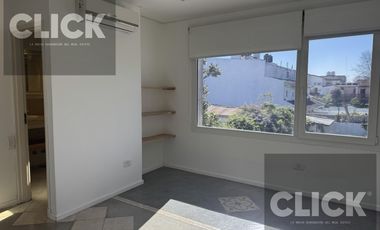 Venta - Casa 6 ambiente - Jardín y parrilla - Vicente Lopez - Olivos