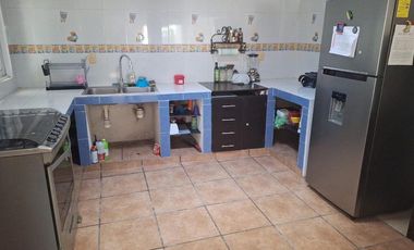 SE RENTA CASA EN VOLCANES