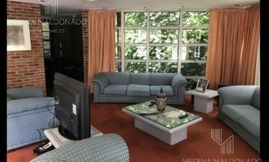 Venta Casa de 6 ambientes con Pileta - Banfield Oeste