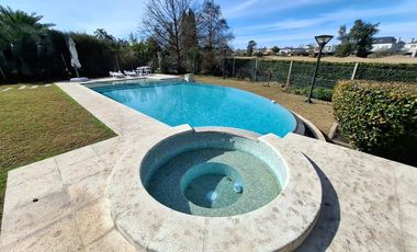 Casa en venta en Buenos Aires Golf Club