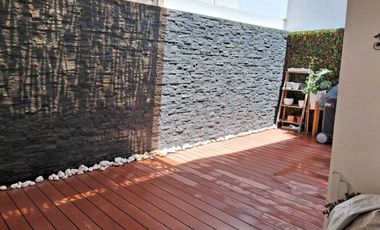 CASA EN RENTA EN JURIQUILLA, AMUEBLADA