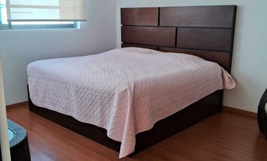 CASA EN RENTA EN JURIQUILLA, AMUEBLADA