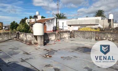 Venta PH tipo casa 3 amb. 2 dorm, gas, todo en PB, terraza, patio, baulera, Piñero, J. L. Suarez