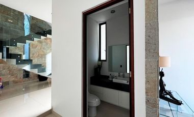 VENTA CASA EN CONDOMINIO RUSCELLO AL NORPONIENTE DE LA CIUDAD LU