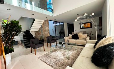 VENTA CASA EN CONDOMINIO RUSCELLO AL NORPONIENTE DE LA CIUDAD LU