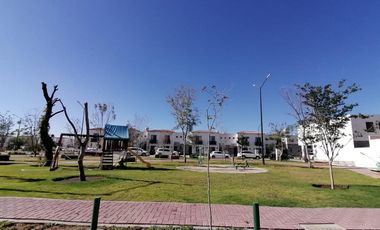 Bosques del Dorado  casa en RENTA 3 recámaras, sala de tv, roof garden!!!