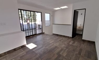 Bosques del Dorado  casa en RENTA 3 recámaras, sala de tv, roof garden!!!