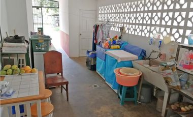 Se vende Casa en Via Carmelo Spadafora, Chitré MM