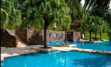 CASA. AMOBLADA.  EMBASSY CLUB CLAYTON