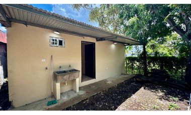Se alquila/vende casa amueblada en Las Tablas