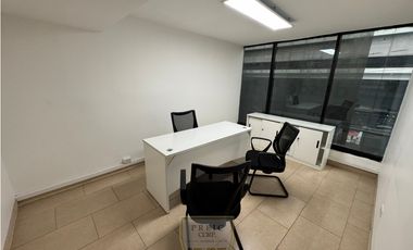 Alquilo Oficina en Calle 50 Obarrio L.T